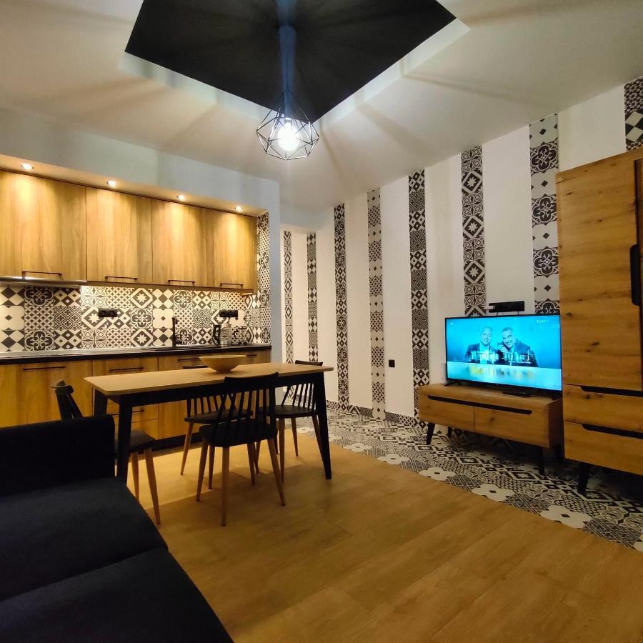 Gekas Premiun City Center Apartment Kalambáka Kültér fotó